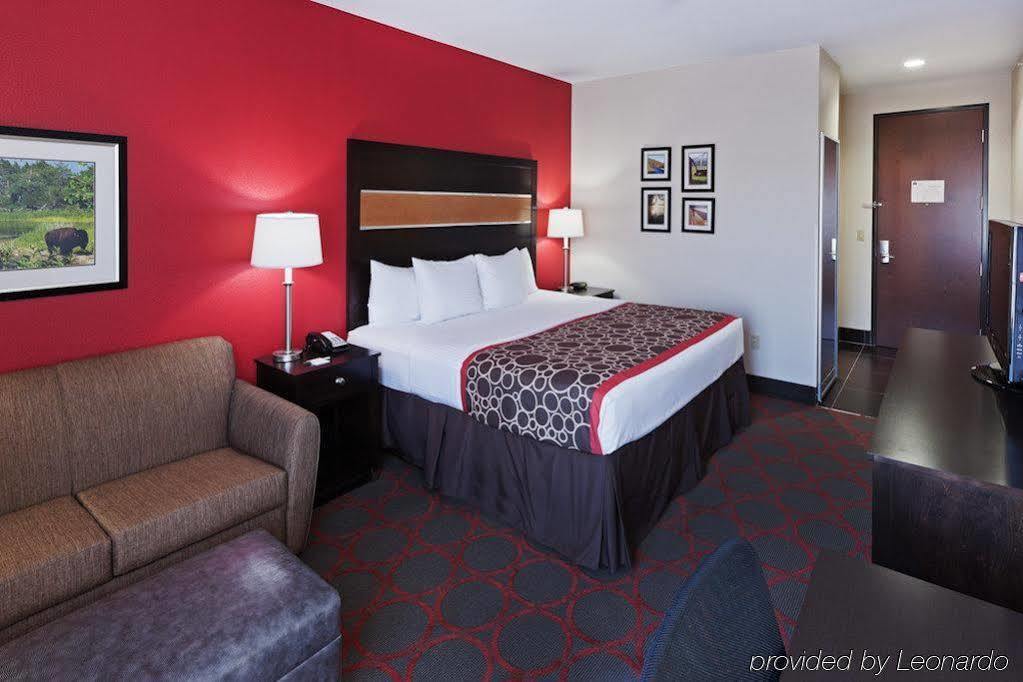 Отель La Quinta By Wyndham Tulsa - Catoosa Экстерьер фото